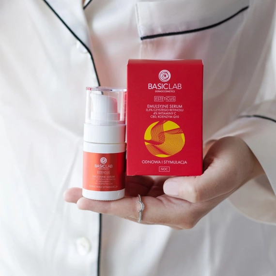 Emulsyjne serum z 0,5% czystego retinolu, 4% witaminy C, CBD i koenzymem Q10 - BasicLab - 15 ml